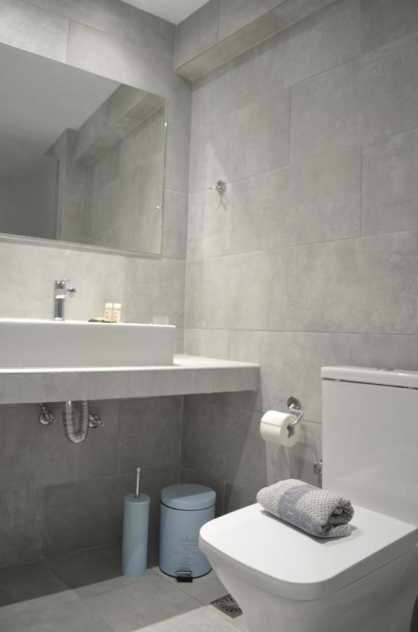 Kastro Luxury Studios And Mezonette สเกียธอสทาวน์ ภายนอก รูปภาพ