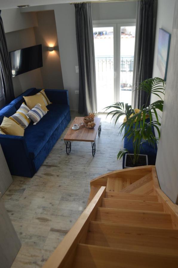 Kastro Luxury Studios And Mezonette สเกียธอสทาวน์ ภายนอก รูปภาพ
