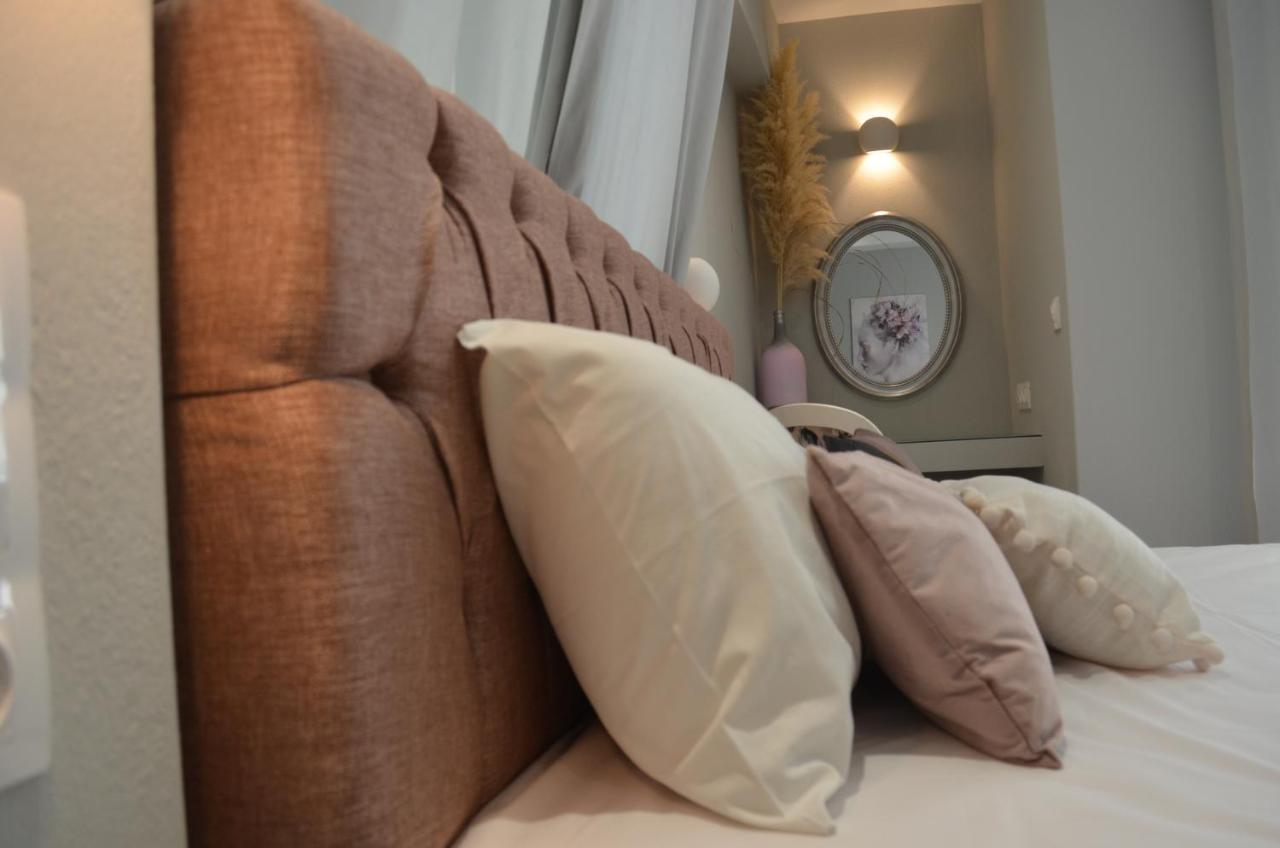 Kastro Luxury Studios And Mezonette สเกียธอสทาวน์ ภายนอก รูปภาพ