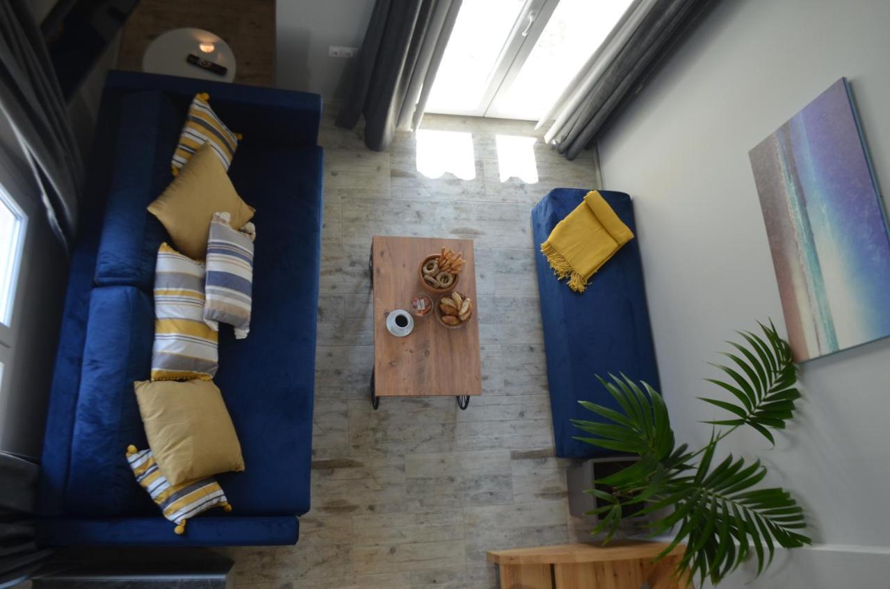 Kastro Luxury Studios And Mezonette สเกียธอสทาวน์ ภายนอก รูปภาพ
